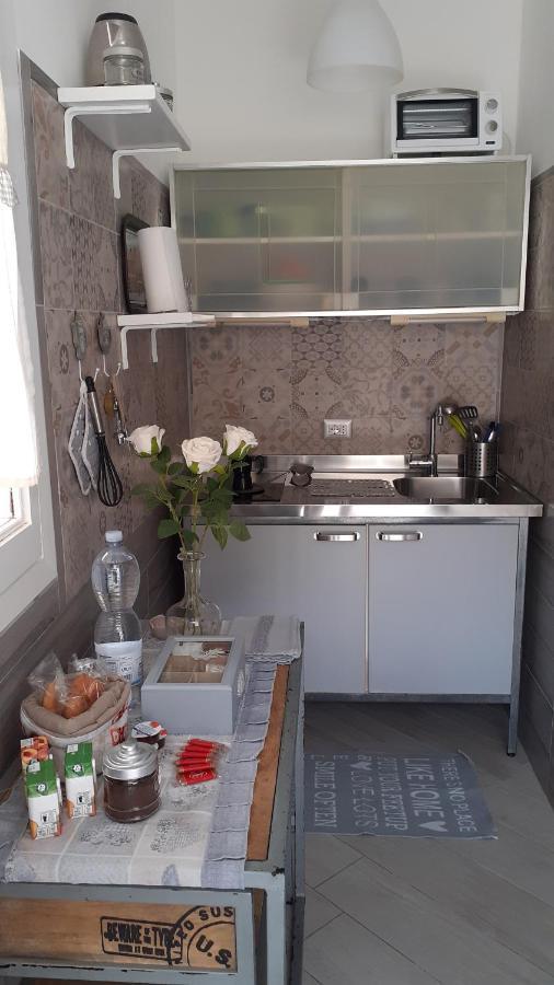 La Tana Nel Vicolo Apartment Santa Marinella Luaran gambar